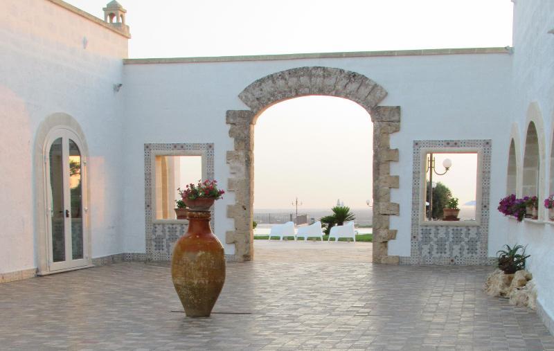 Resort & Relax Masseria Celidonia Лизано Екстериор снимка