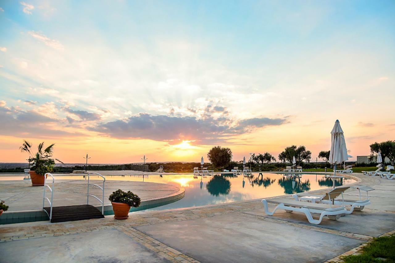 Resort & Relax Masseria Celidonia Лизано Екстериор снимка