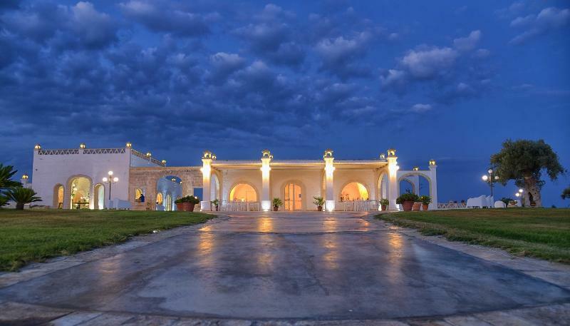 Resort & Relax Masseria Celidonia Лизано Екстериор снимка