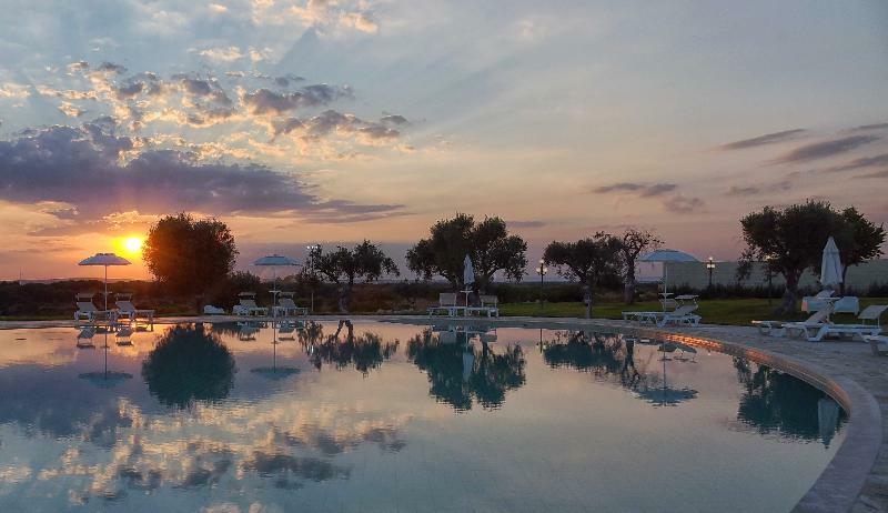 Resort & Relax Masseria Celidonia Лизано Екстериор снимка